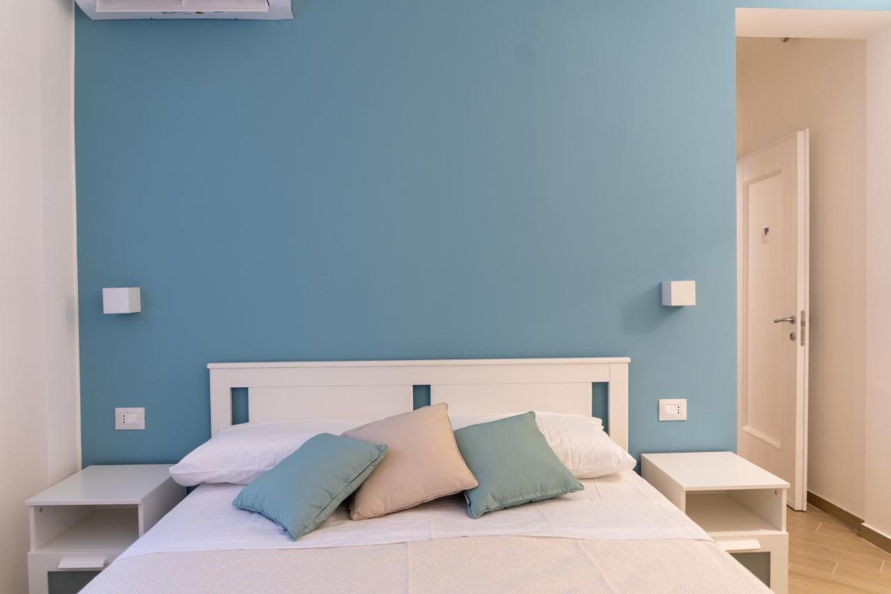 Camera Matrimoniale con Letto Supplementare