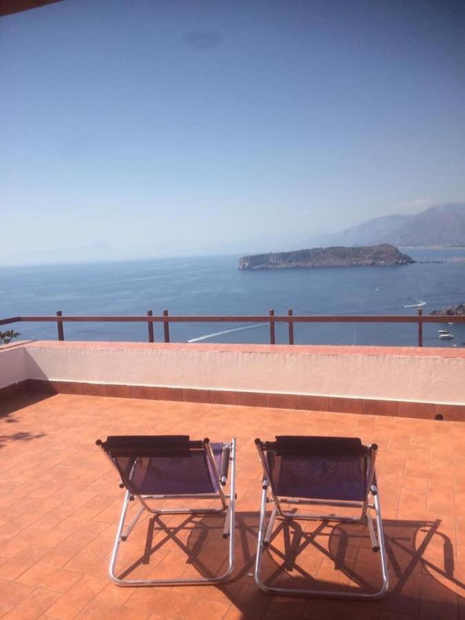 Camera King con Vista Mare