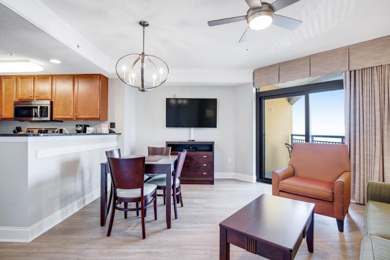 One-Bedroom Suite Partial Sea View