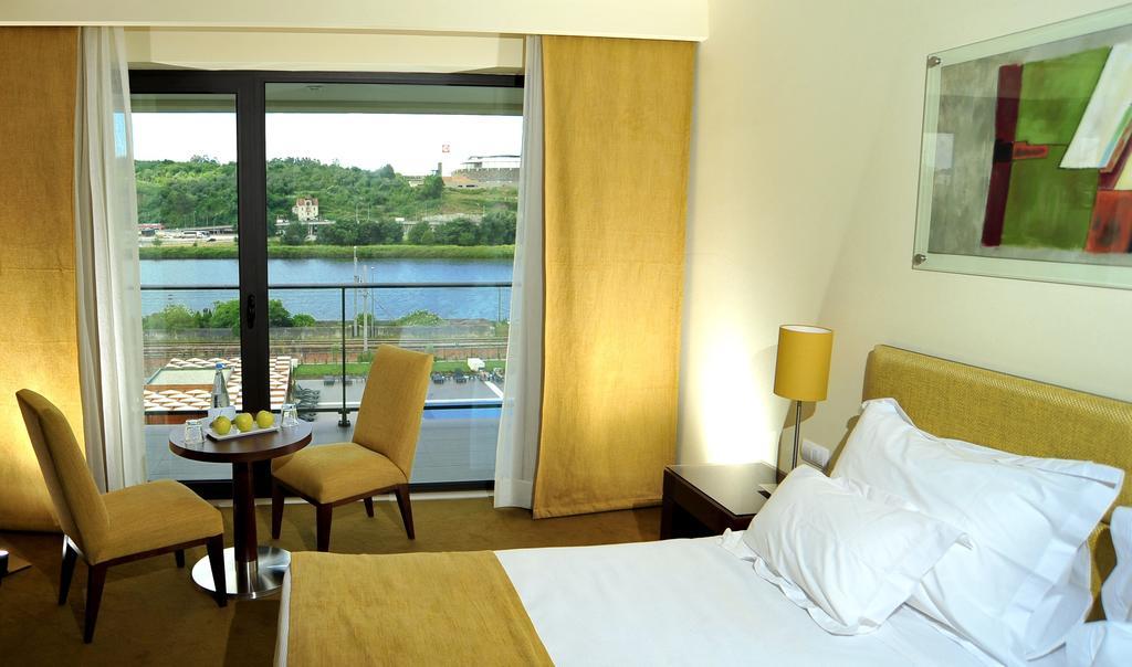 Twin Room Pool View
