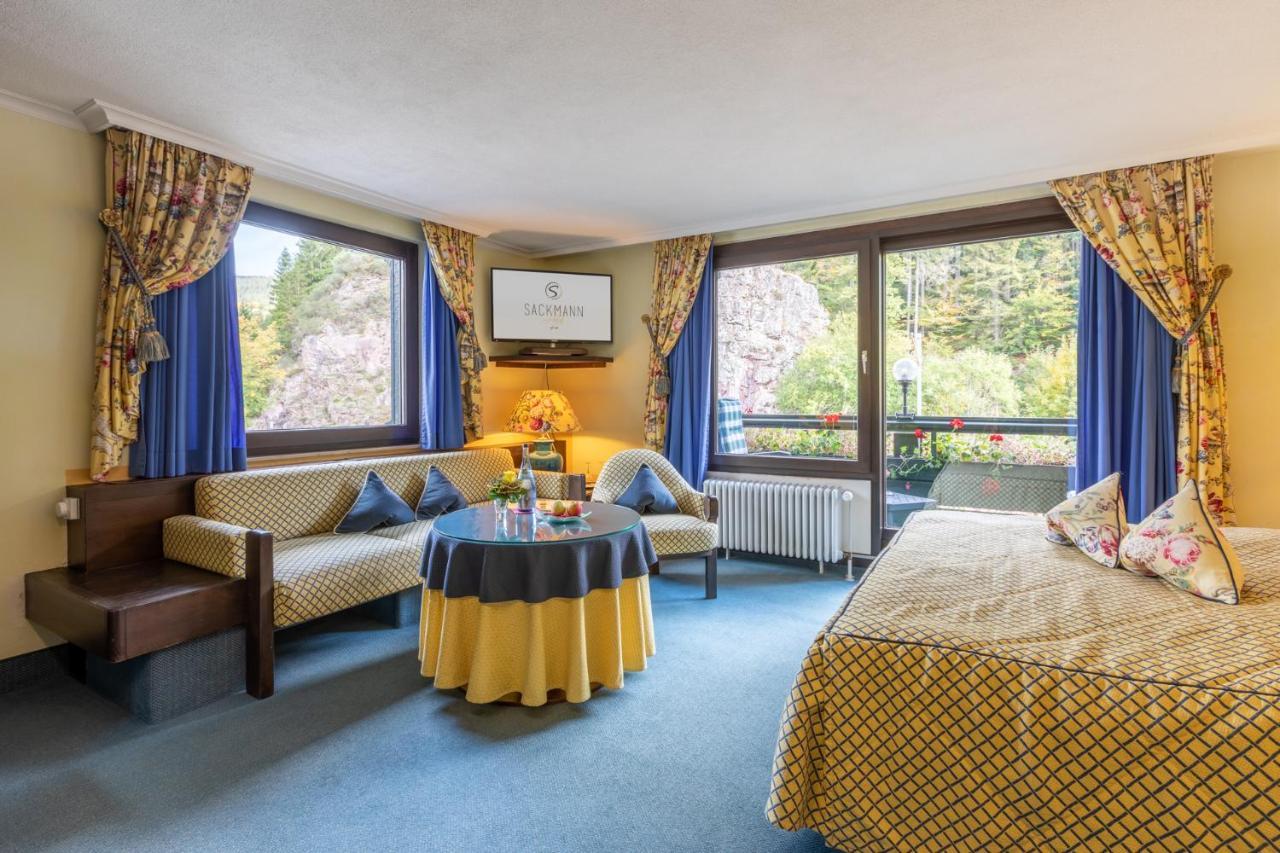 Classic Double Room Balcony or Loggia,1640371104:JPEG