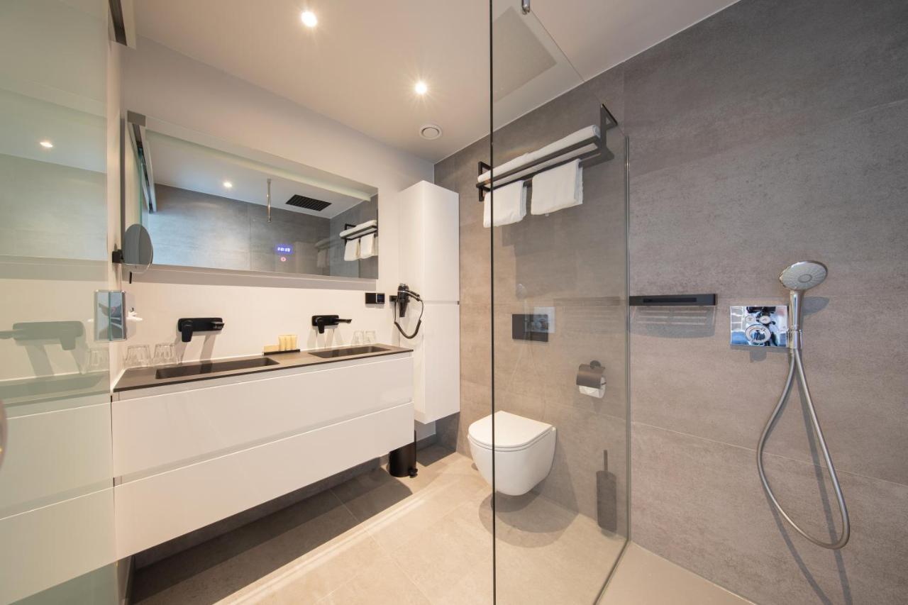 Superior Room Spa Bath