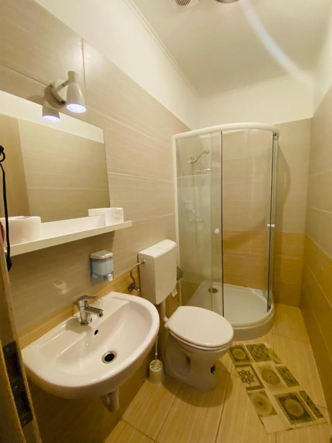 Quarto Individual Standard