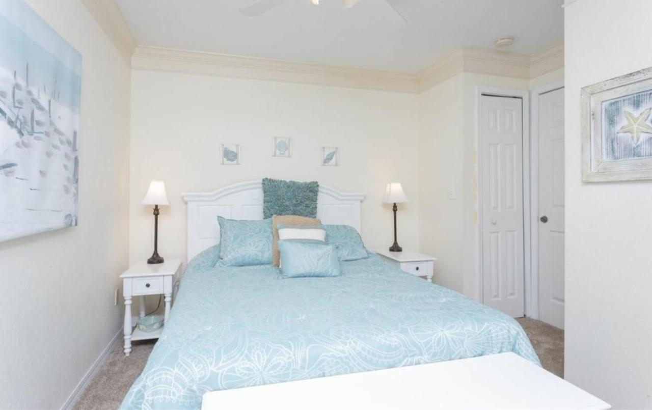 Two-Bedroom Apartment Ocean View