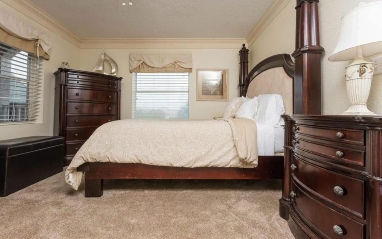 Two-Bedroom Apartment Ocean View