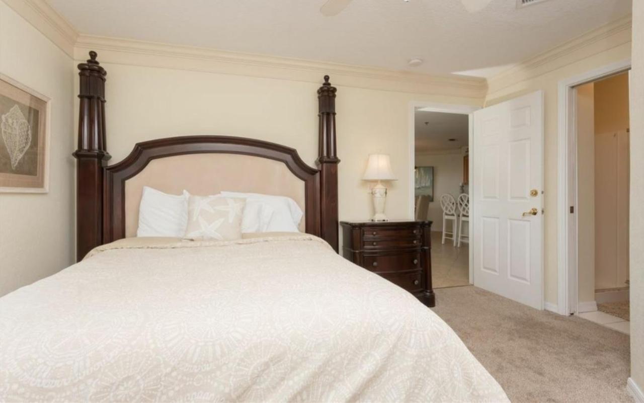 Two-Bedroom Apartment Ocean View