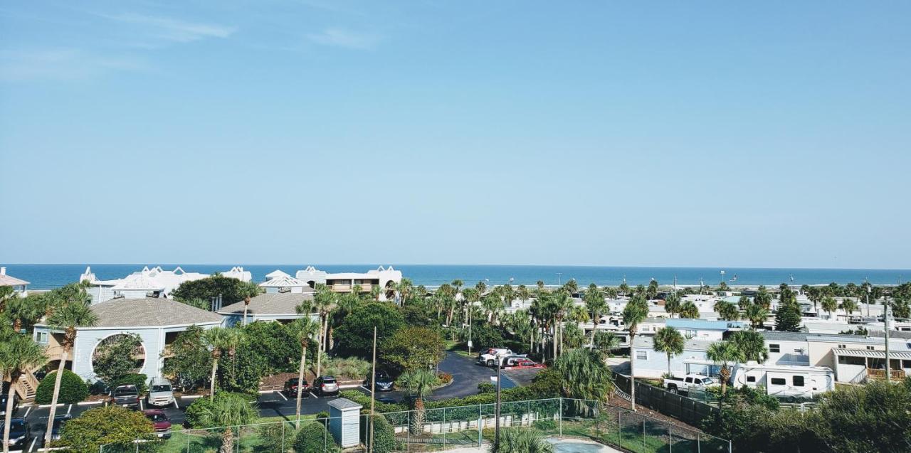 Two-Bedroom Apartment Ocean View