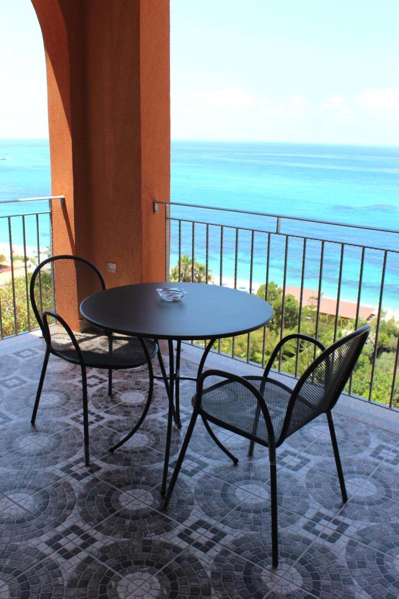 Deluxe Double Room Sea View