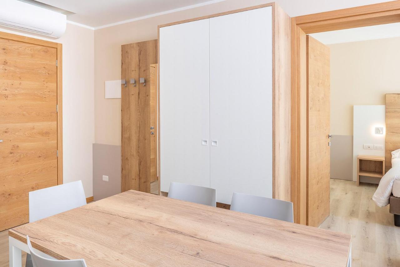 Superior One-Bedroom Apartment