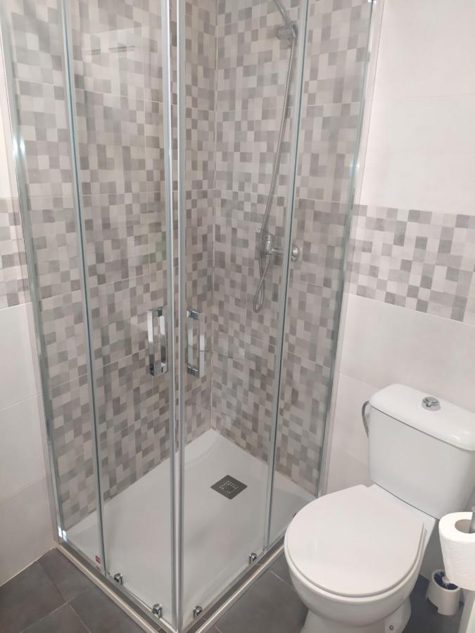 Twin Room Private Bathroom