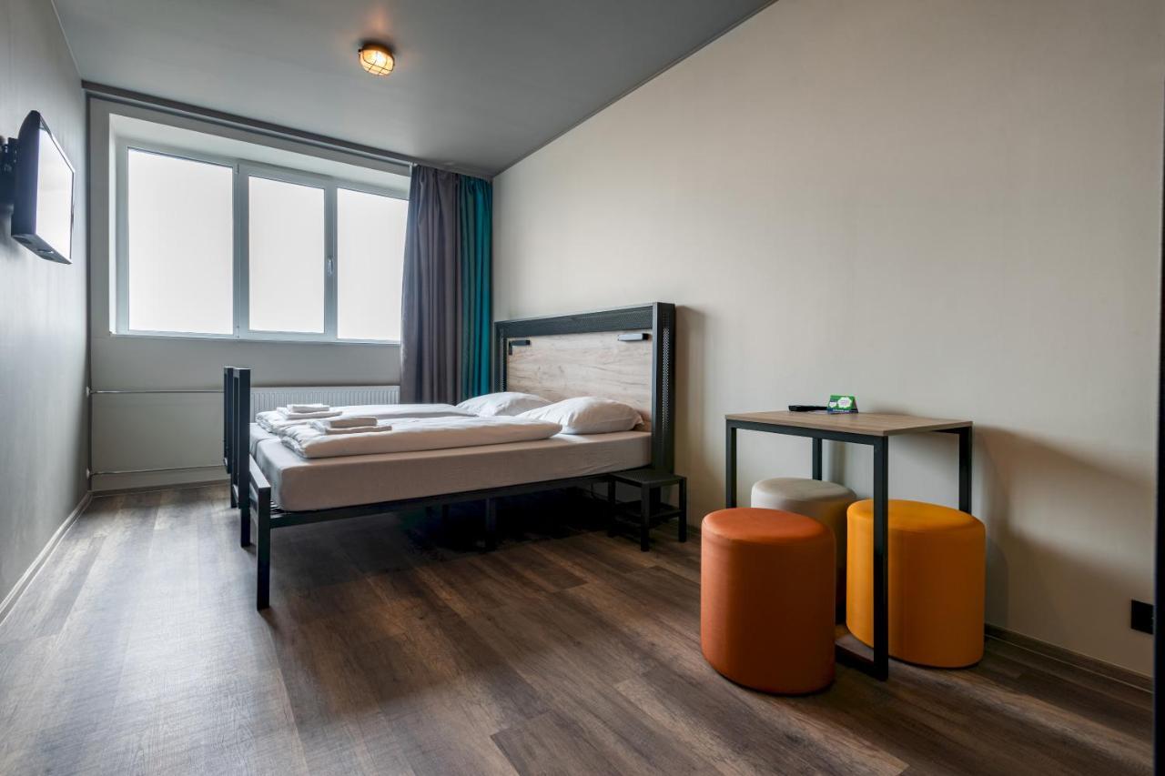 Tweepersoonskamer met 2 Aparte Bedden