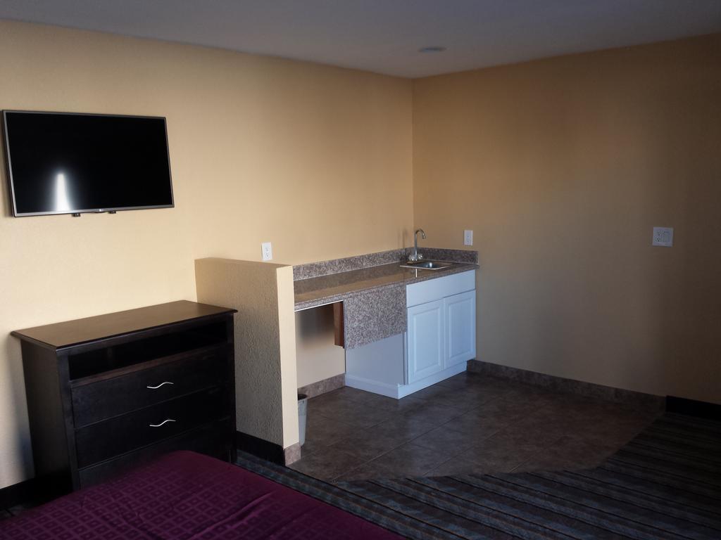 Suíte de 1 Quarto com 2 Camas Queen - Não-Fumante