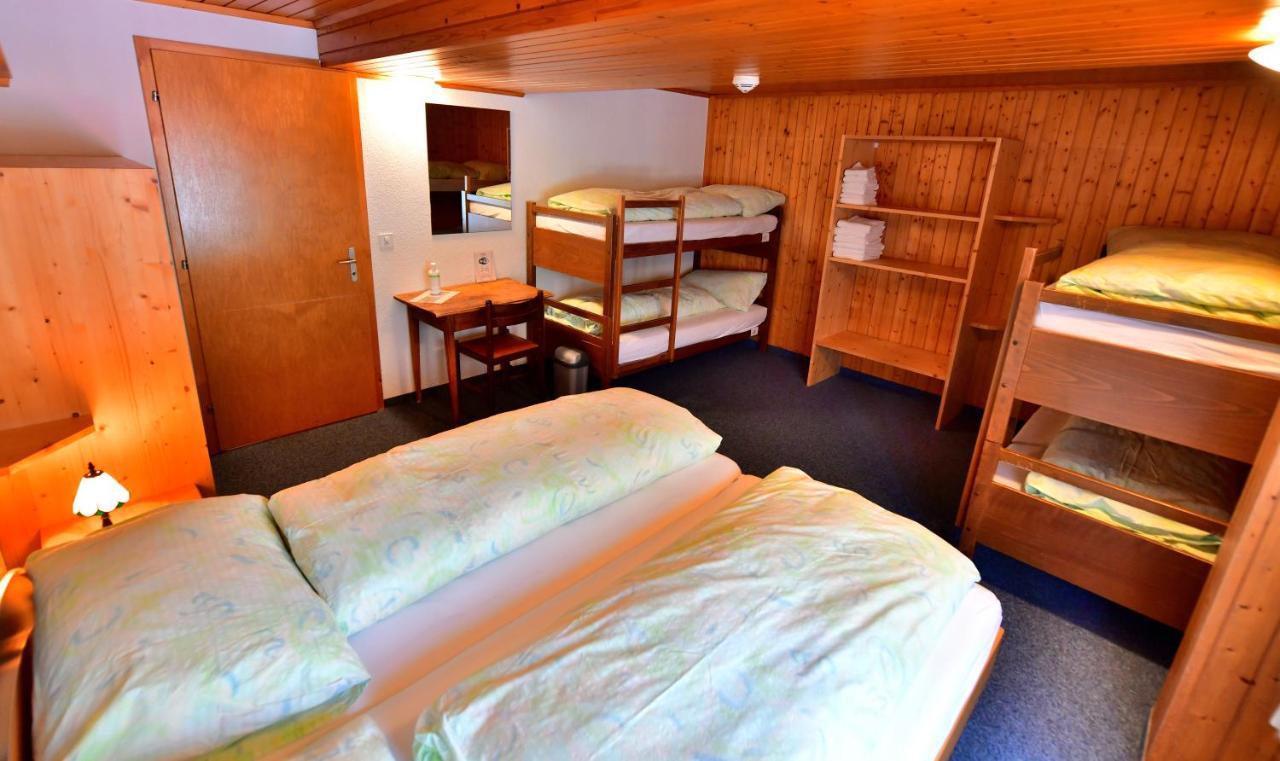 Single Bed Mixed Dormitory Room
