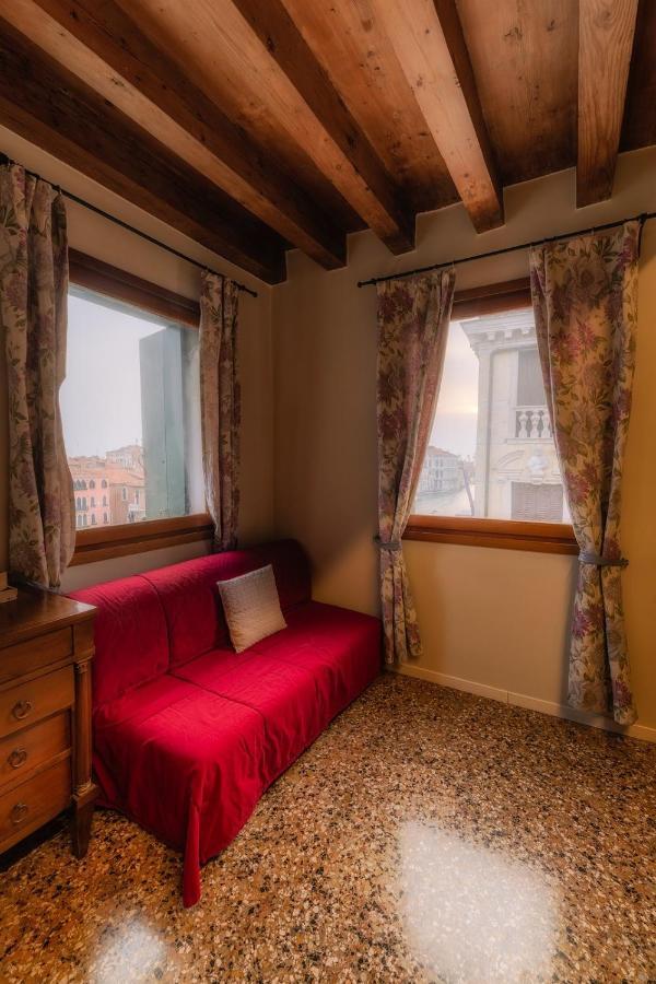 Superior Double Room Grand Canal View