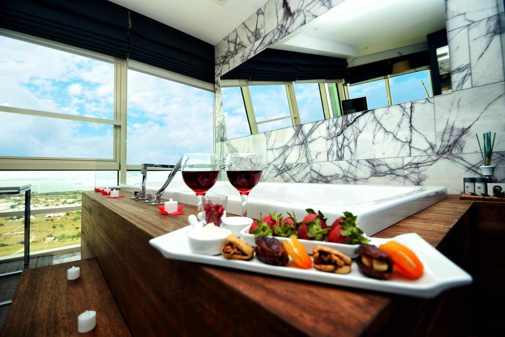 King Suite Room Seaview