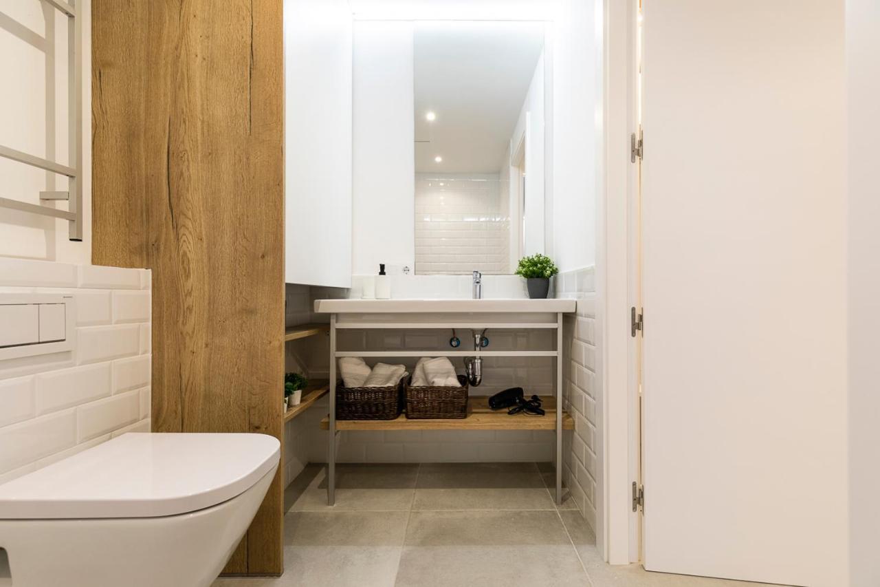 One-Bedroom Apartment Terrace