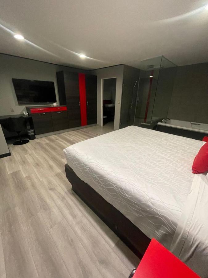 Suite Hot Tub