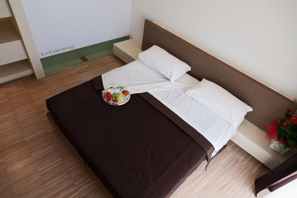 Double or Twin Room Sea View