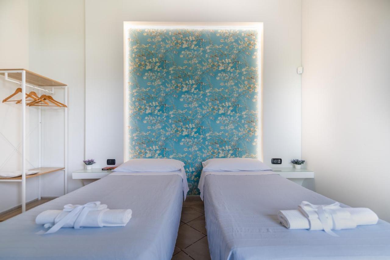 Double or Twin Room Garden View