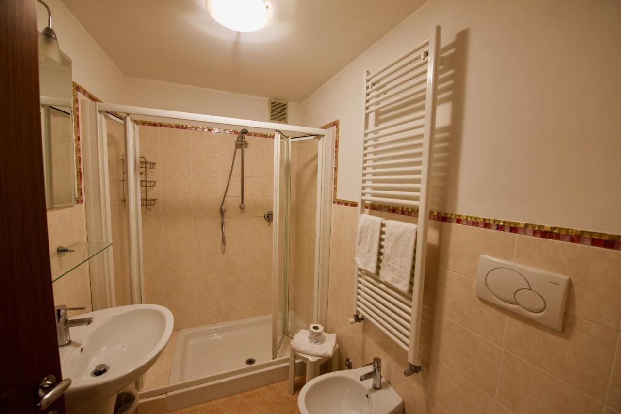 Double Room Balcony Canal View