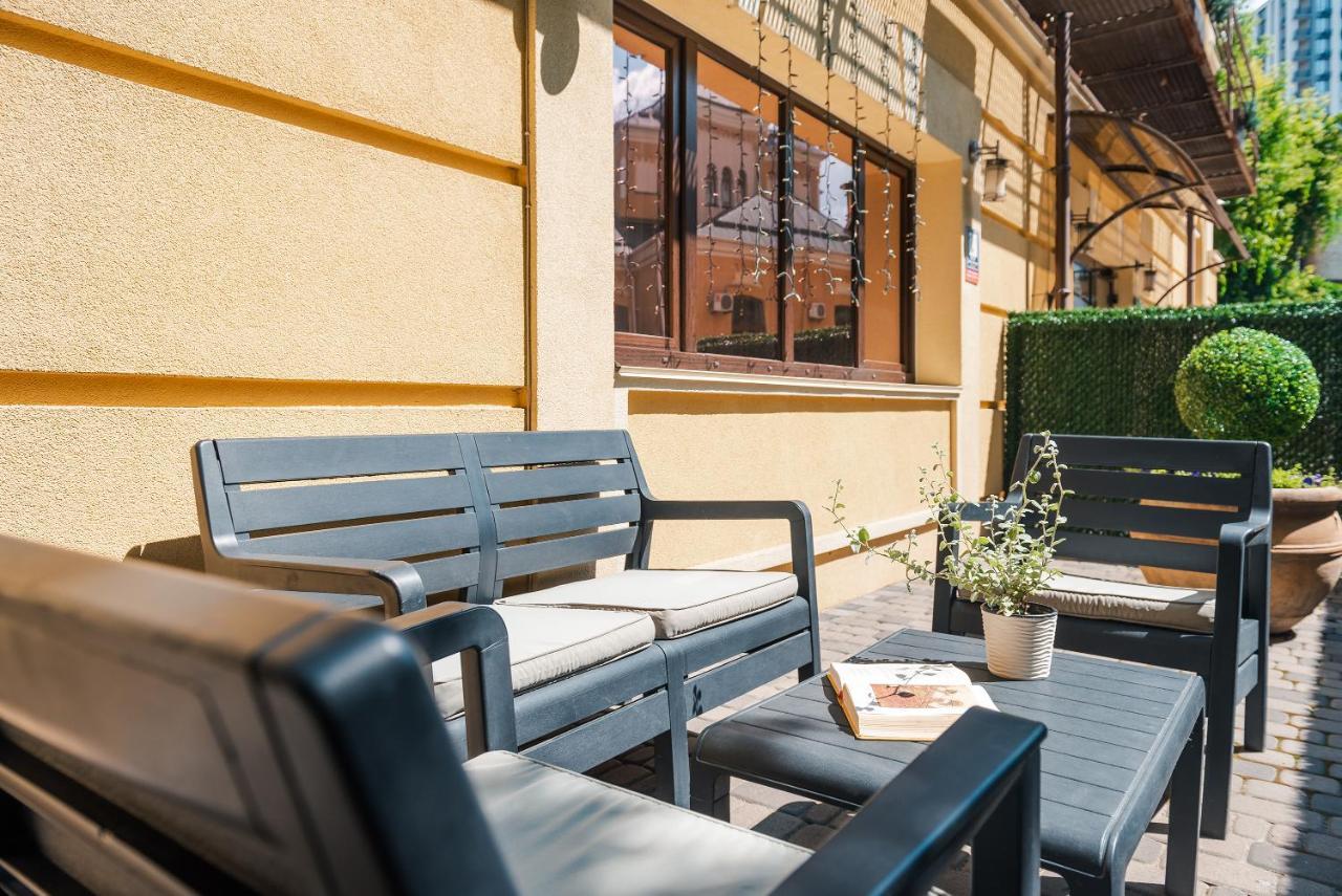 Apartment Terrace