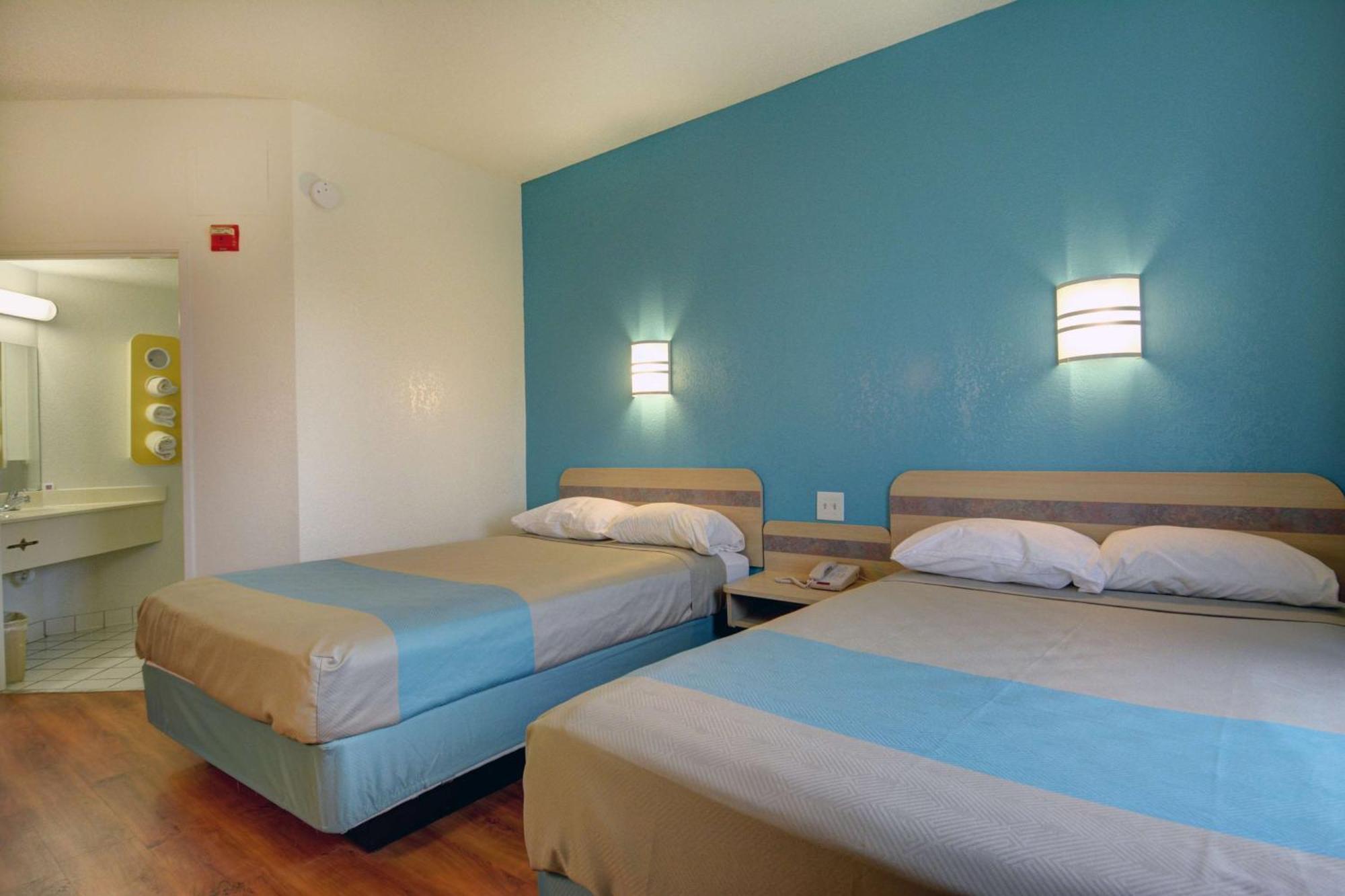 Quadruple Room Non-Smoking