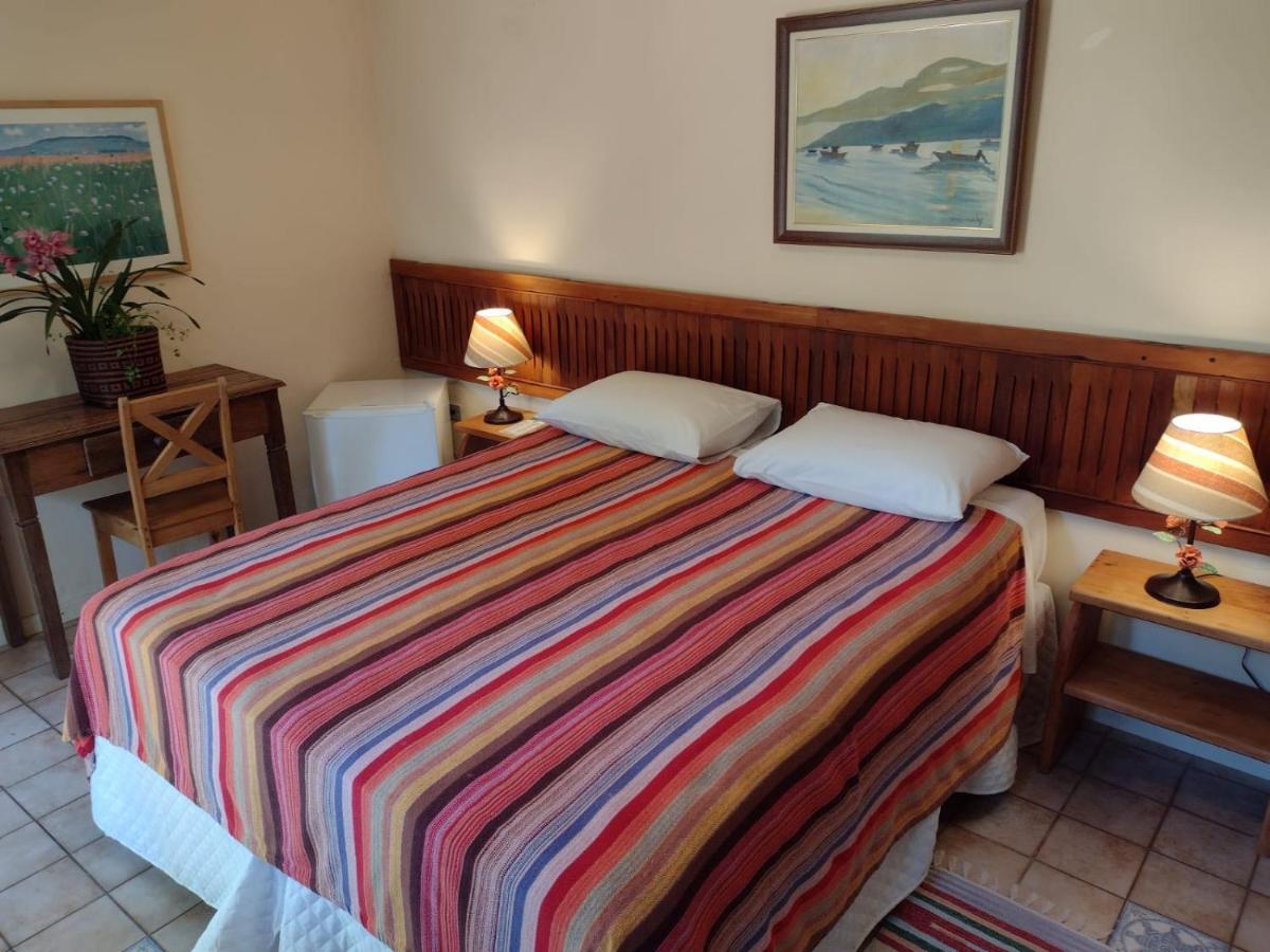 Double or Twin Room Bathroom,1139385733:JPEG