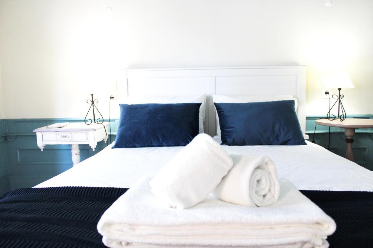 Quarto Duplo com Cama Extra
