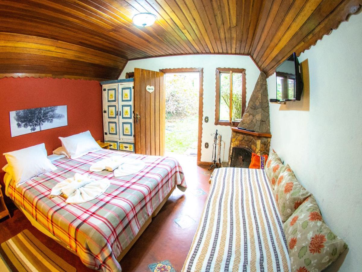 Deluxe Chalet Spa Bath