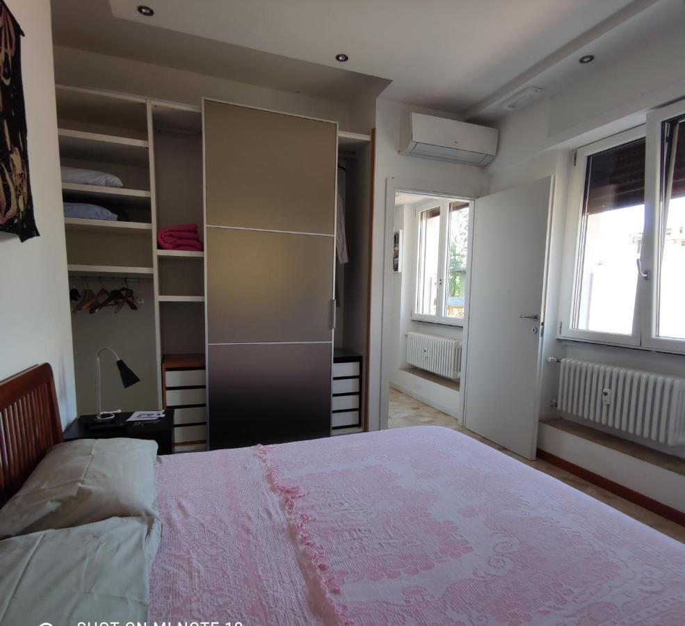 Deluxe Double Room Private External Bathroom