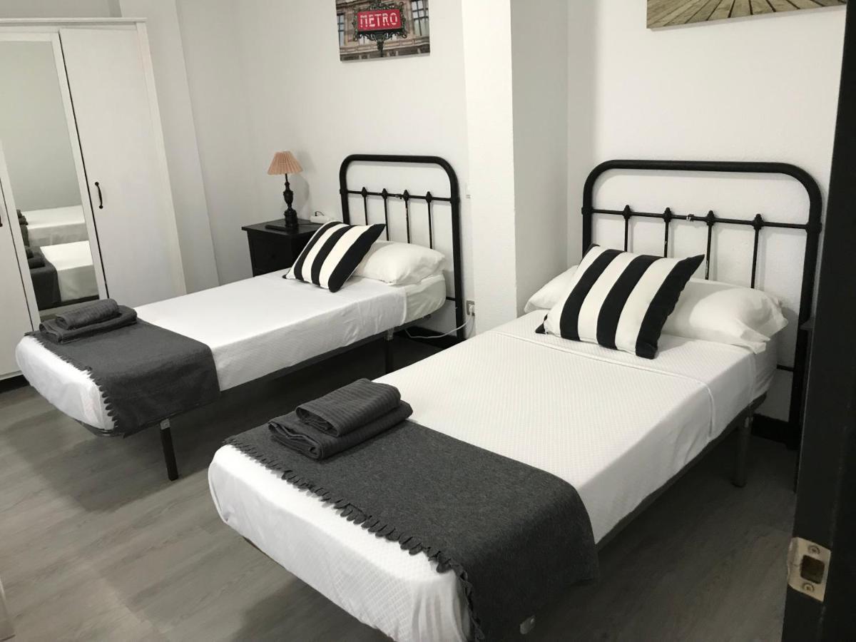 Twin Inner Room