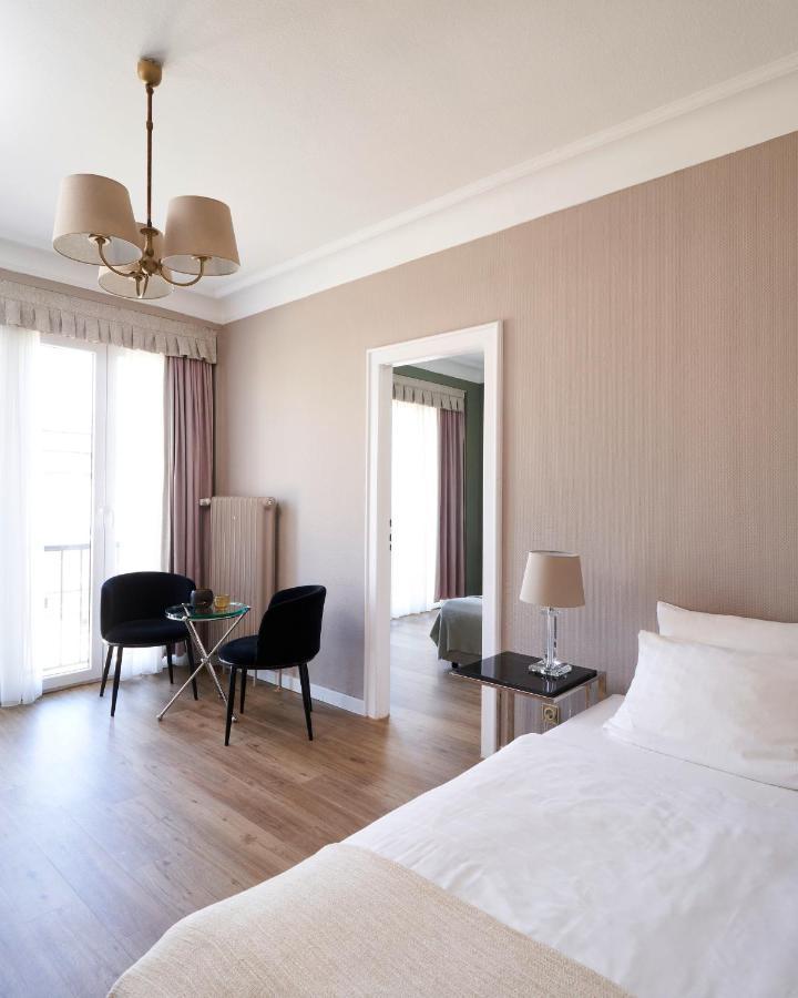 Deluxe Single Room Minibar drinks of charge