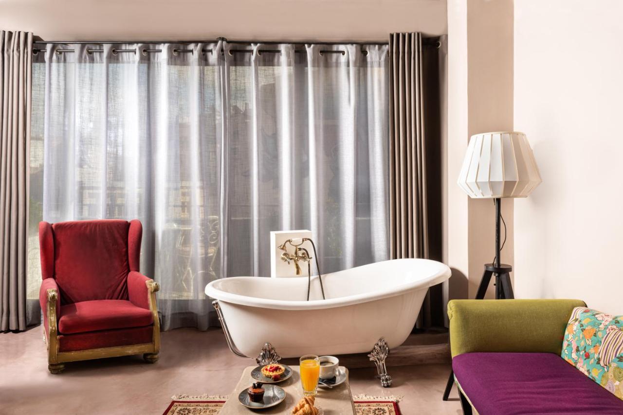 Acropolis Elegant Suite