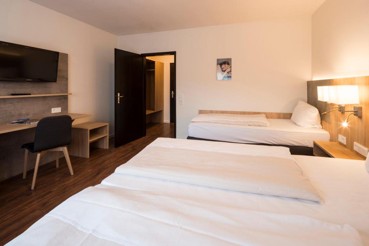 Comfort Triple Room