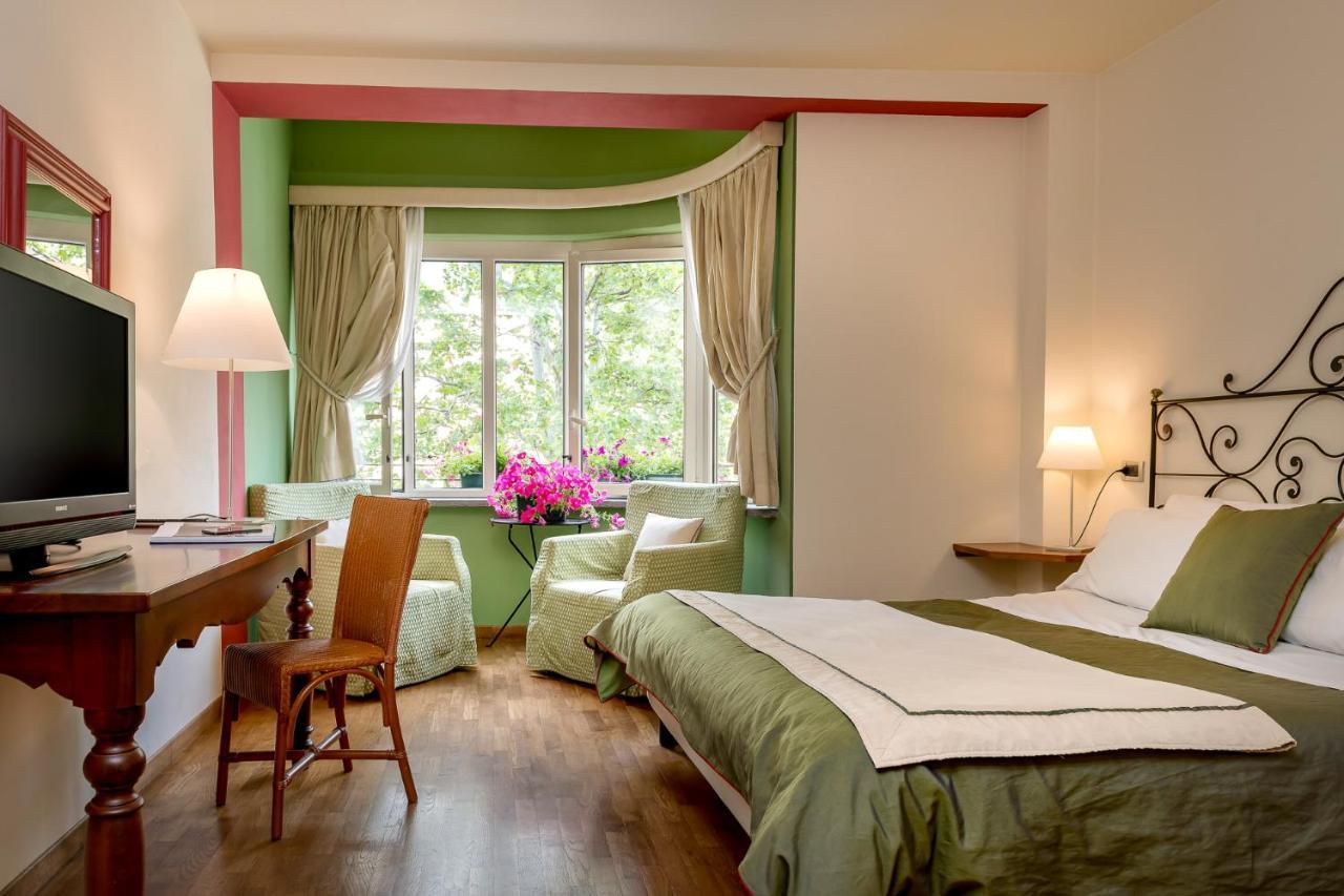 Superior Double or Twin Room Mountain View