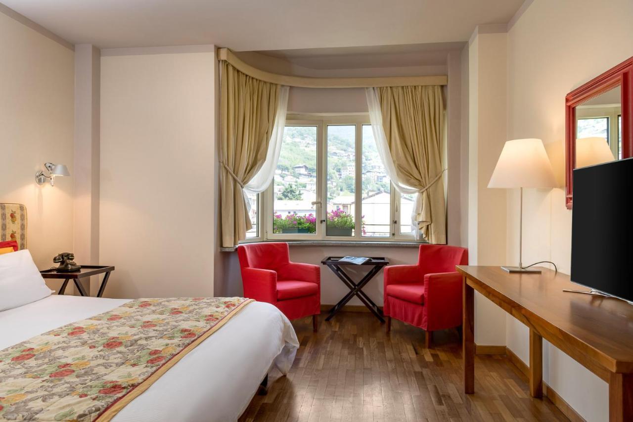 Superior Double or Twin Room Mountain View