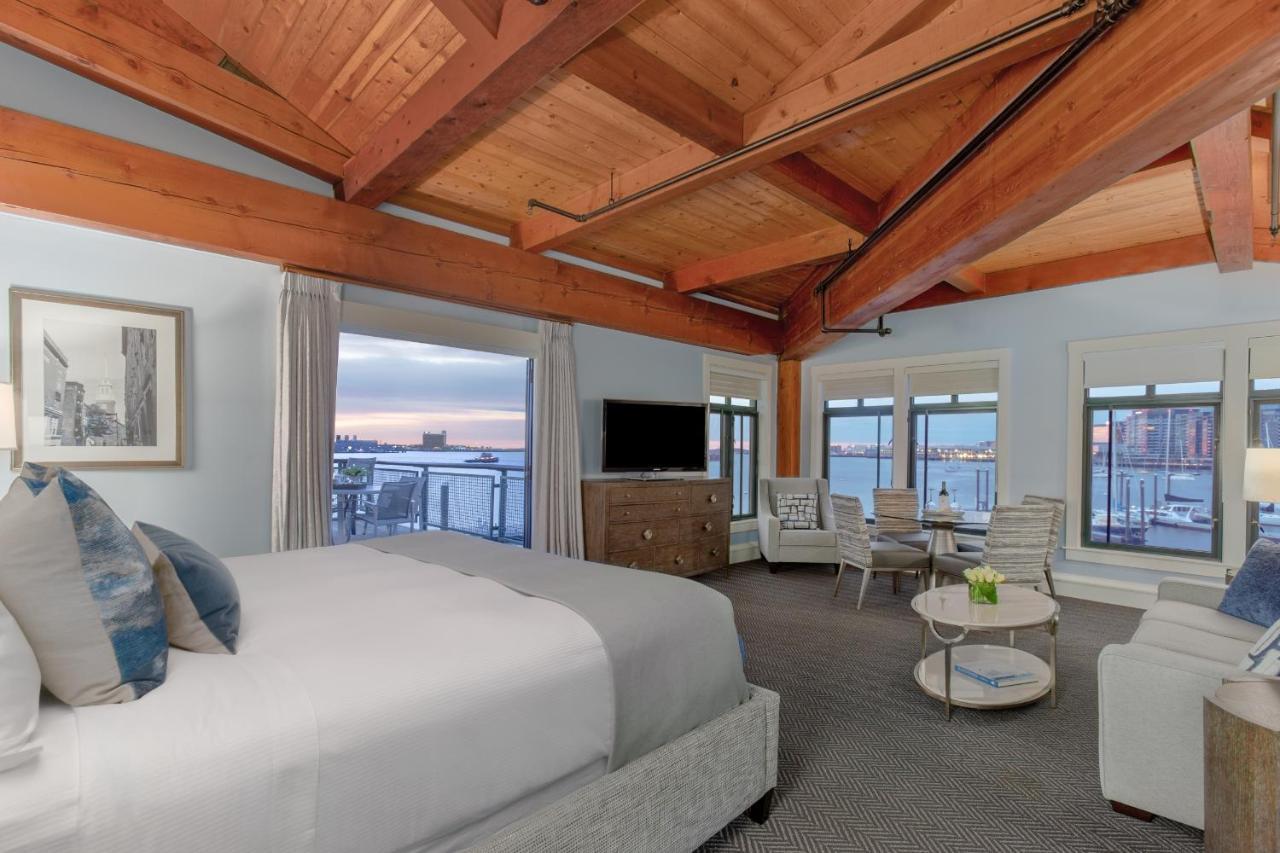 Deluxe King Room Balcony