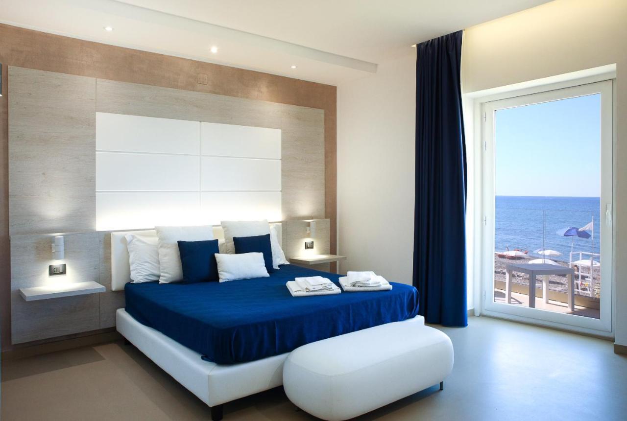 Superior Double Room Balcony Sea View