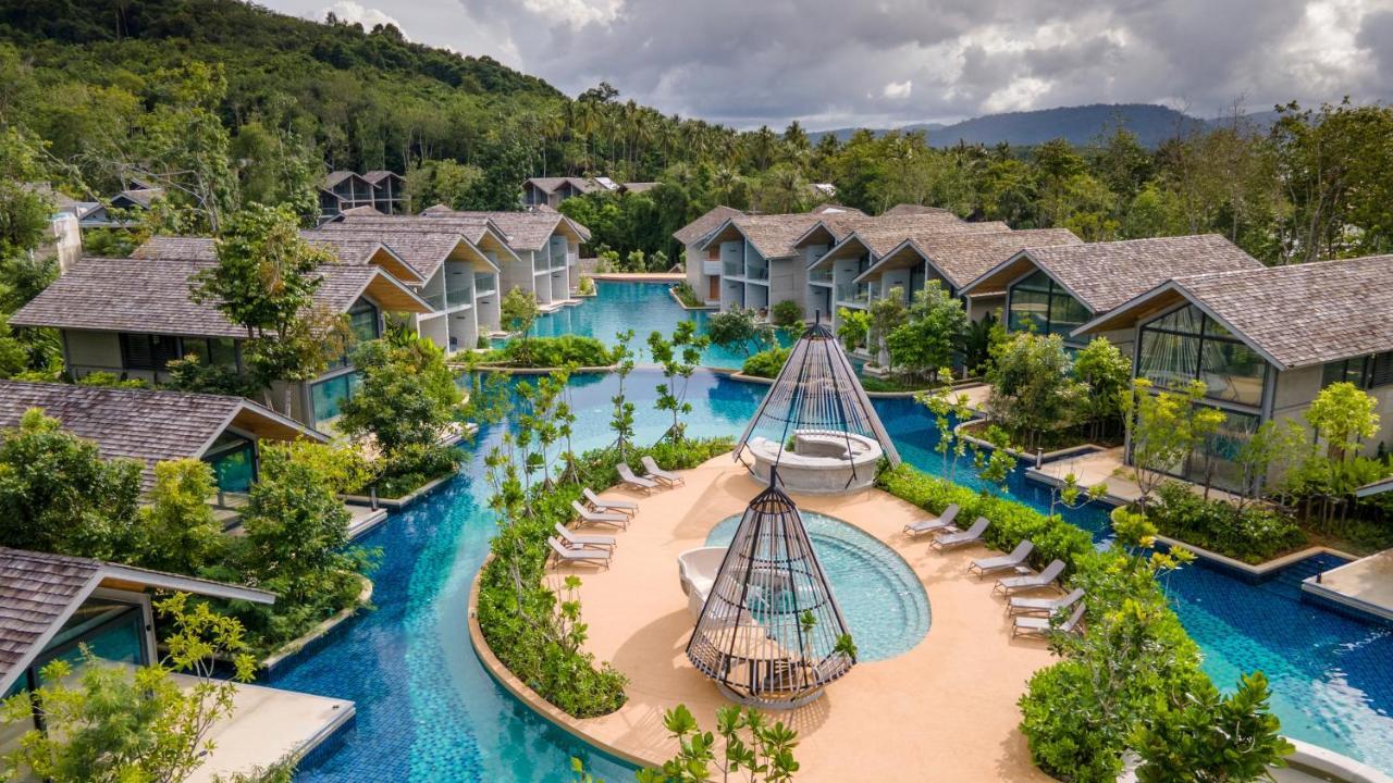 One-Bedroom Villa Pool Access Schedule Boat Transfer