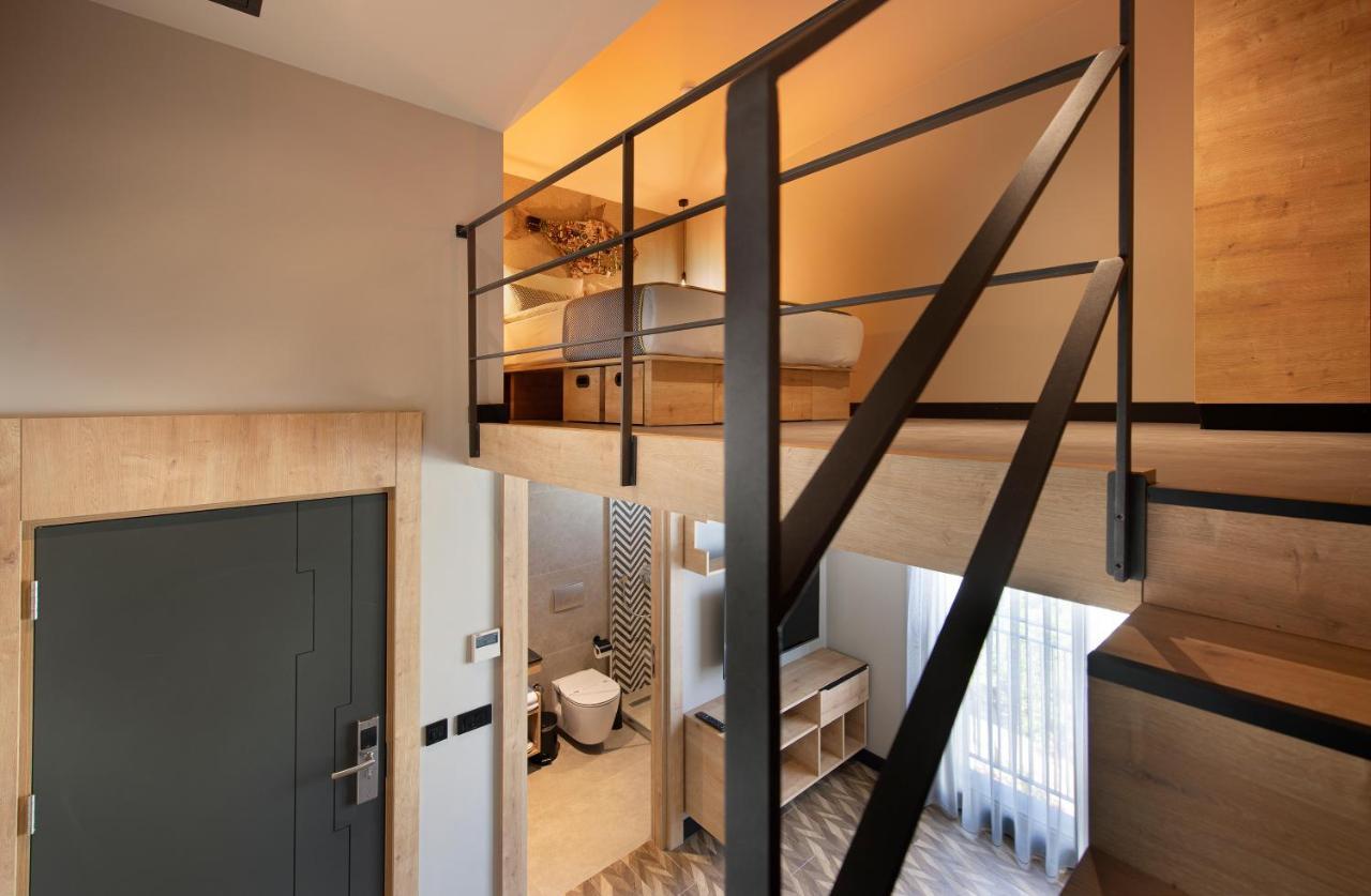 Studio Split Level MEDIUM LOFT