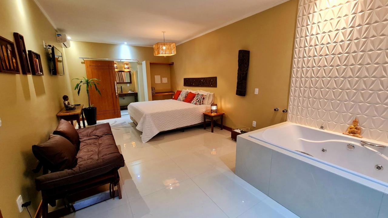 King Suite Spa Bath