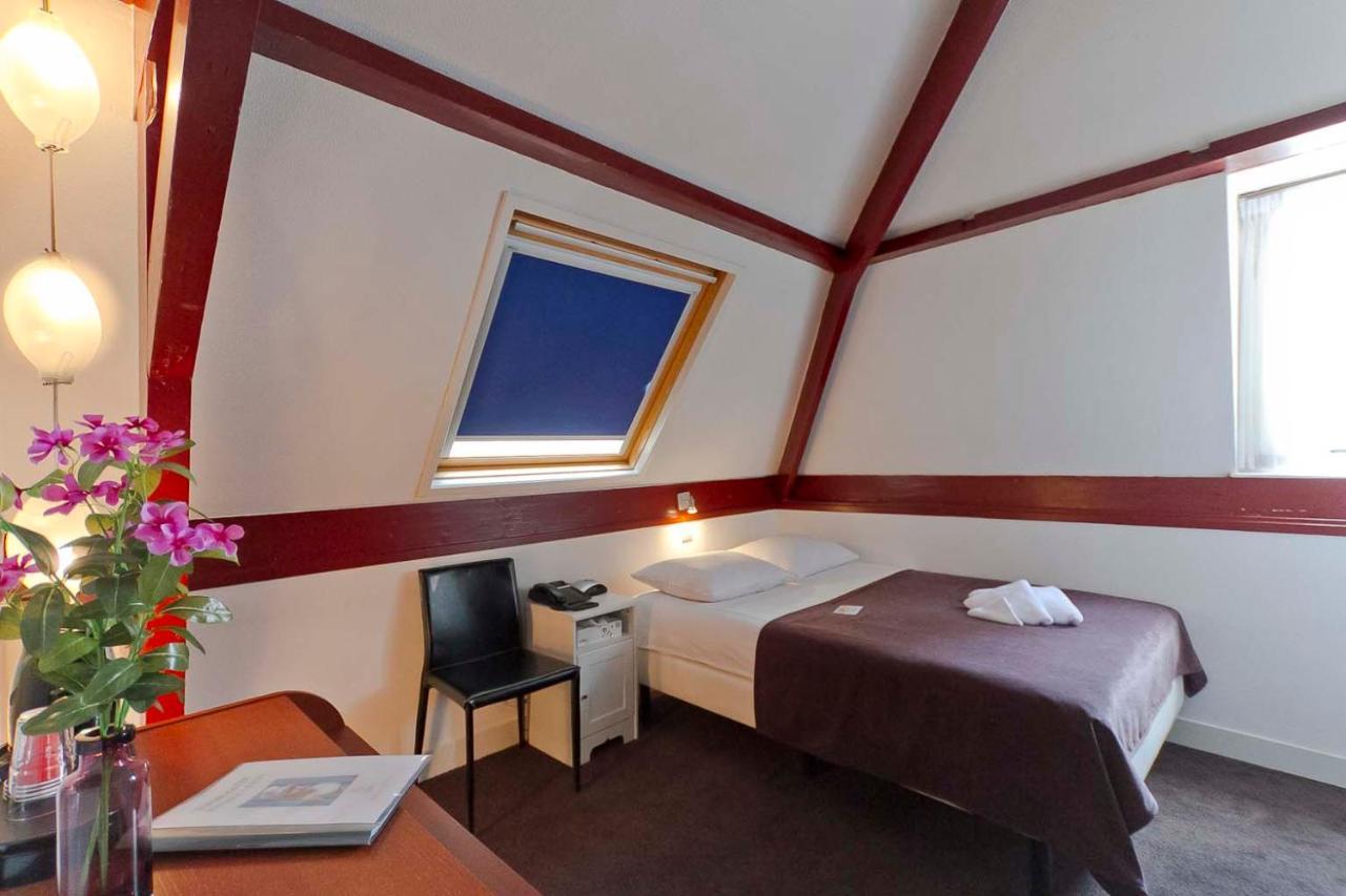 Large Single Room,1142390959:JPEG