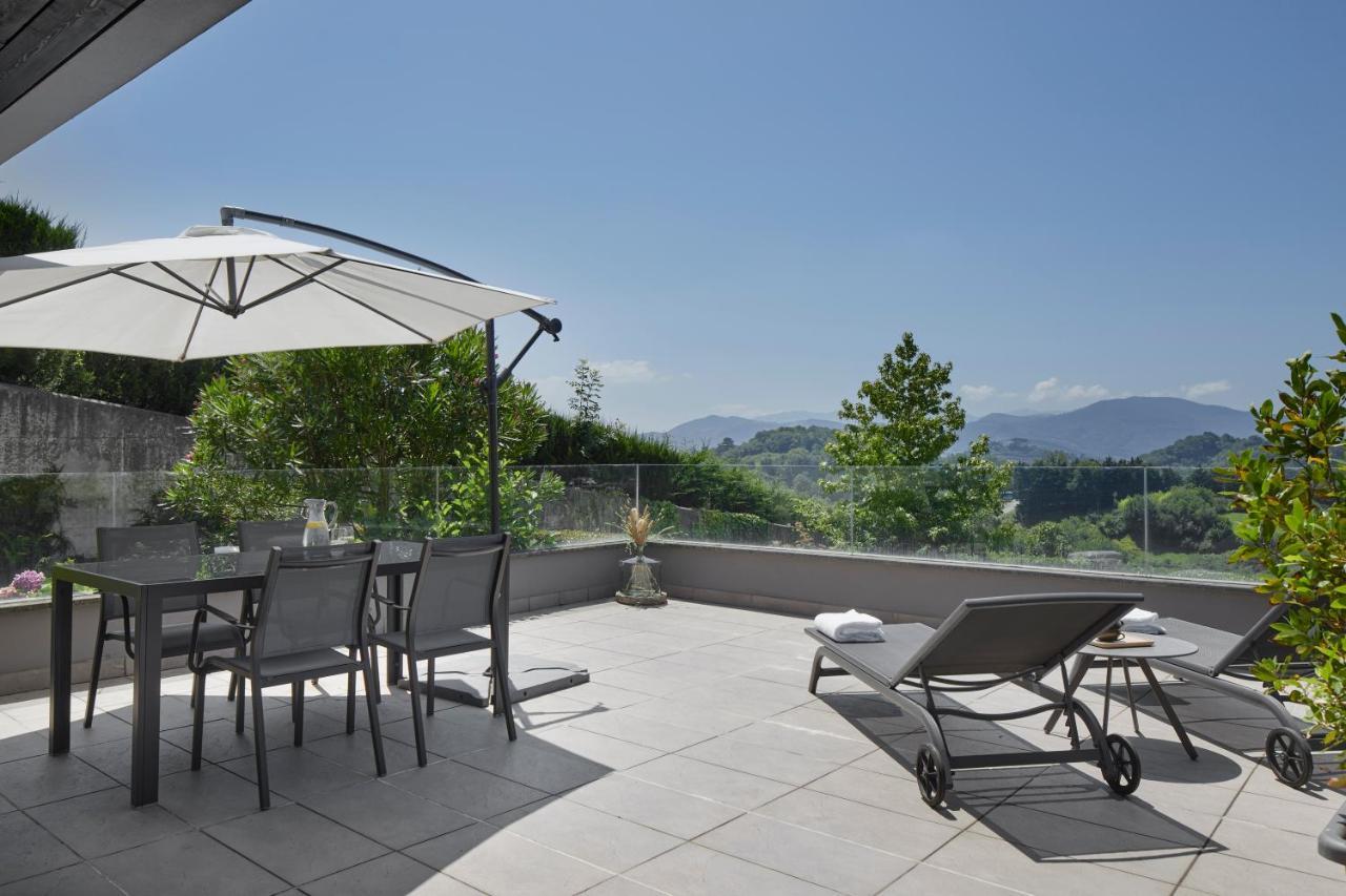 Superior Two-Bedroom Apartment Terrace