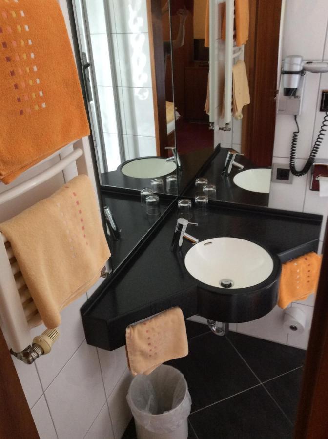 Small Double or Twin Room