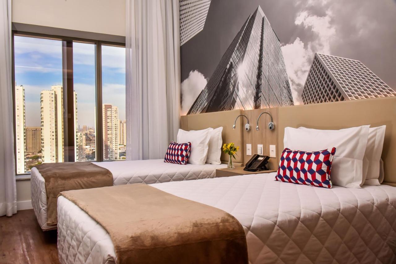 Quarto Superior com 2 Camas de Solteiro