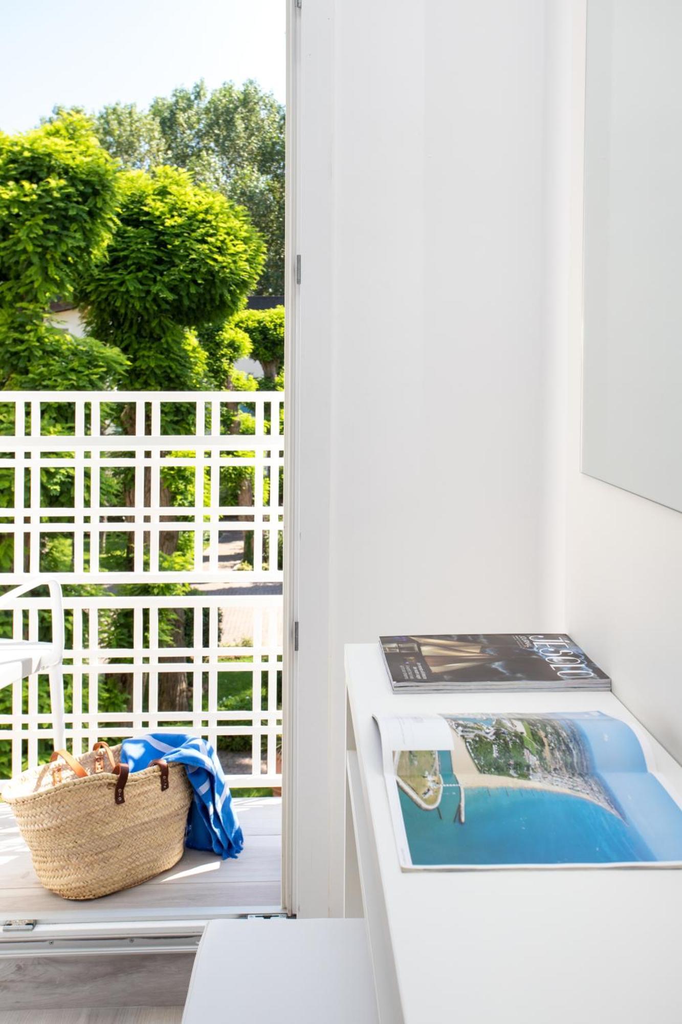 Standard Single Room with Balcony
