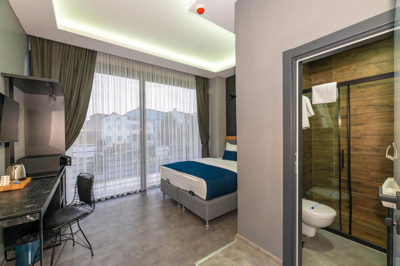 Deluxe Single Room