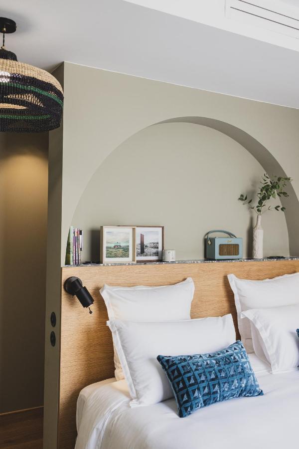 Atelier Suite Partial Ocean View