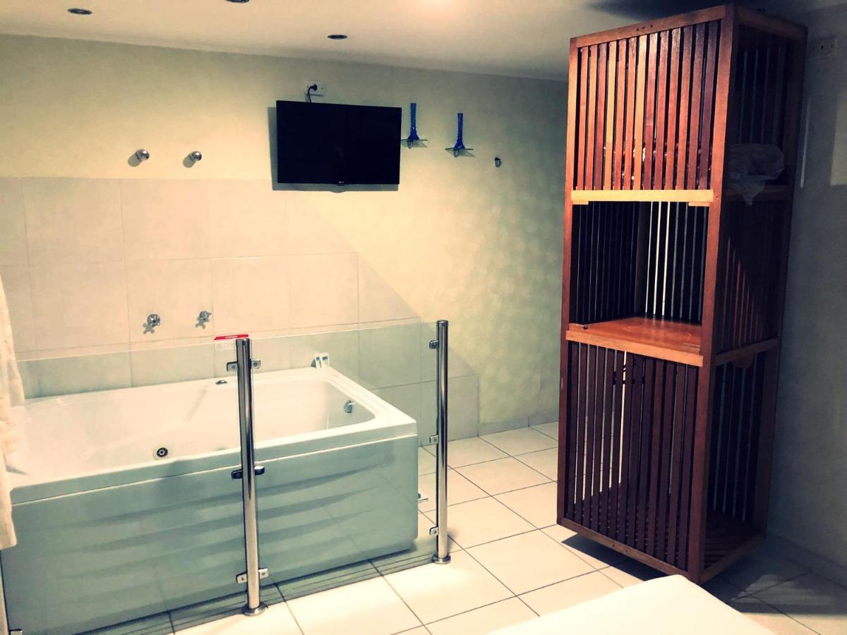 Suite Spa Bath