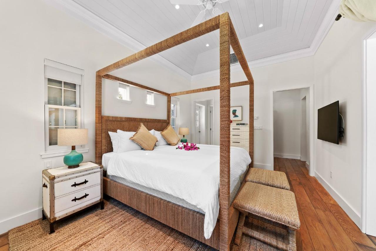 Two Bedroom Garden View Villa w or Private Pool